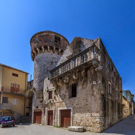 Apartman Luka Kaštela Esterno foto