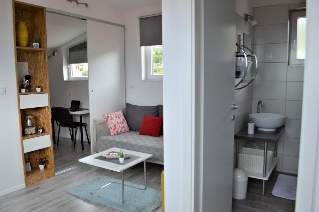 Apartman Luka Kaštela Esterno foto