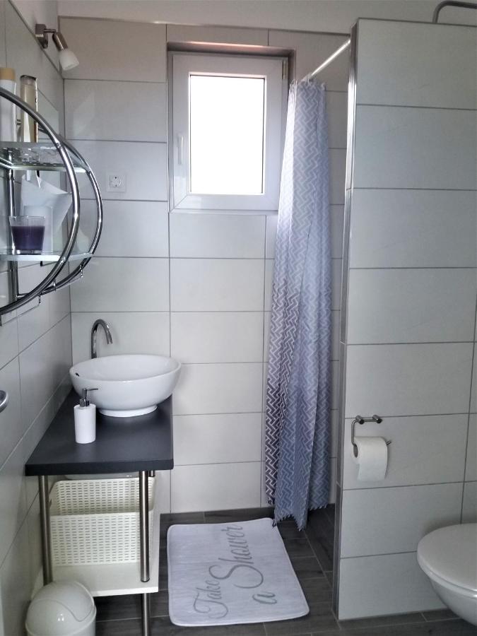 Apartman Luka Kaštela Esterno foto