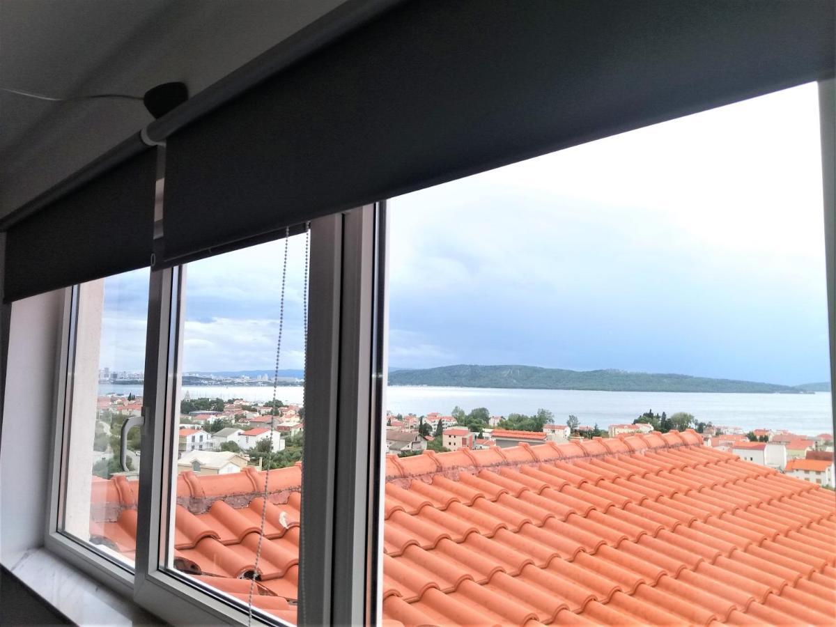 Apartman Luka Kaštela Esterno foto