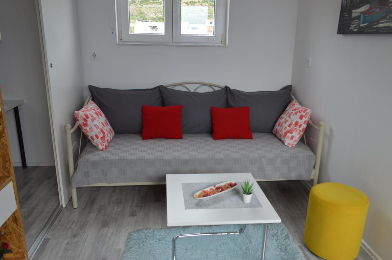 Apartman Luka Kaštela Esterno foto