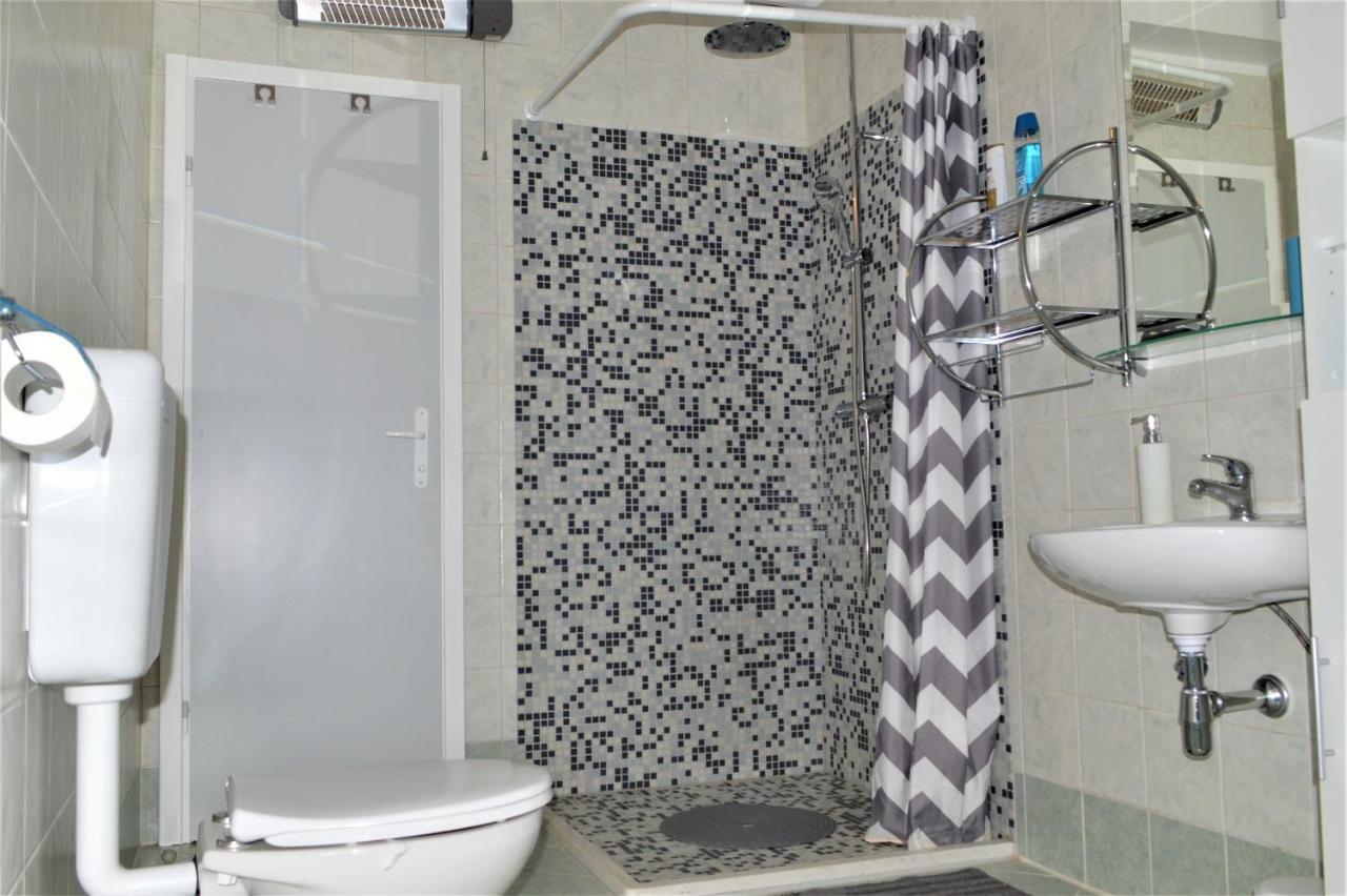 Apartman Luka Kaštela Esterno foto