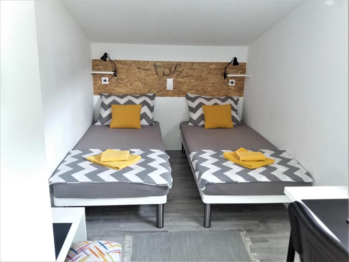 Apartman Luka Kaštela Esterno foto
