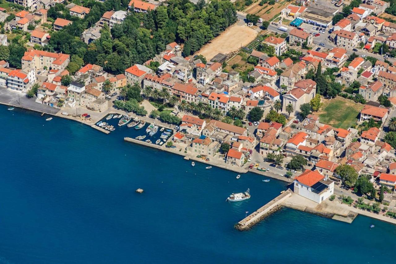 Apartman Luka Kaštela Esterno foto